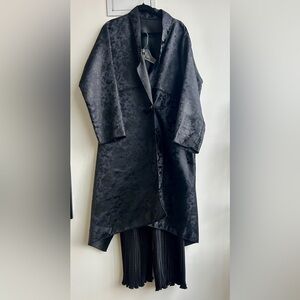 Heydari Black Jacquard 2 Piece Set Avant Garde Jacket & Pleated Pants Lagenlook